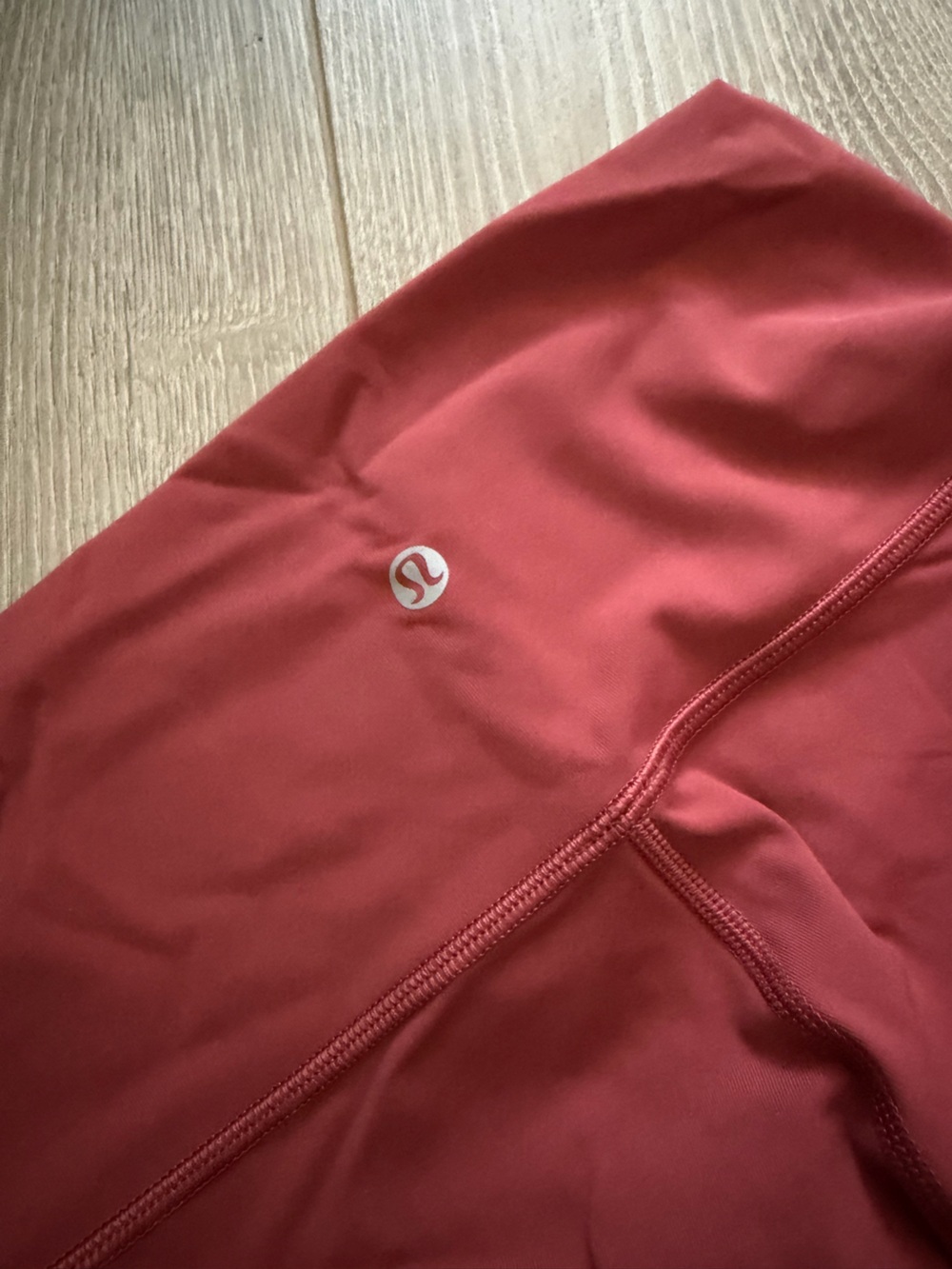 Lululemon Wunder Under High-Rise Tight 25" *Full-On Luxtreme Soft Cranberry yoga - Picture 5 of 6